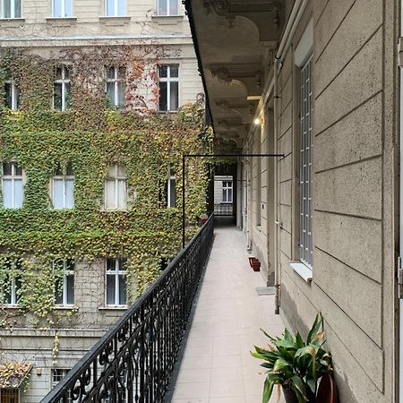 Tailor Apartment In The Center Budapest Exteriör bild